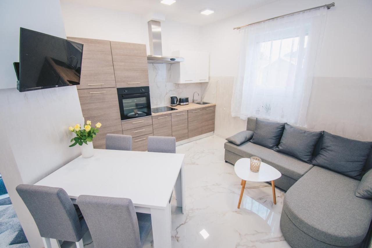 L Apartment Maribor Bagian luar foto